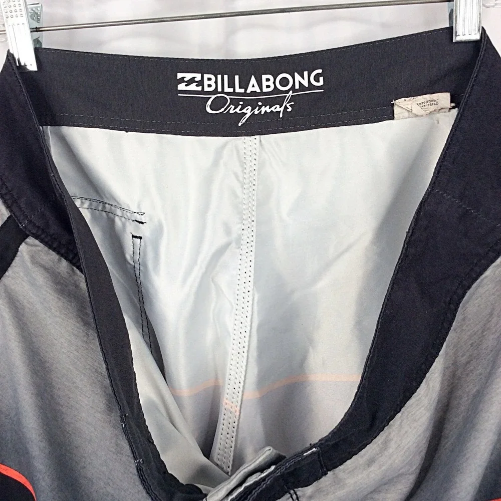 Billabong Originals Board Shorts Men's Size 38 Black Gray Striped